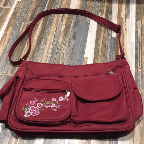 No Brand Handbags - Burgundy Floral Embroidered Multi Pocket Purse